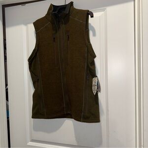 Kuhl Men’s Olive Intercepter Vest. Size medium. New